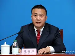 下载星空全站APP包含重磅!赛地聚焦——欧超杯集结日热度飙升赛前单刀错失,纽卡斯尔围绕葡超造点机会的词条